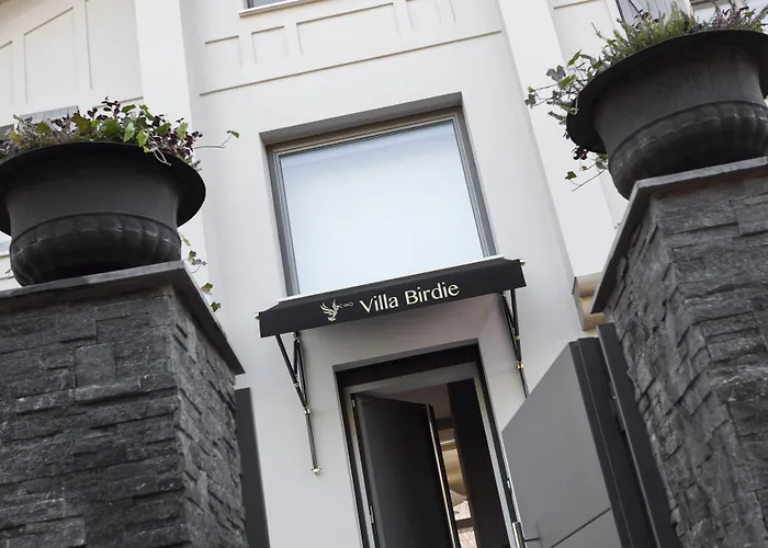 Birdie Boutique - Adults Only