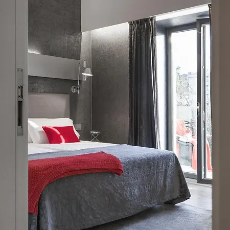 Birdie Boutique - Adults Only 4*