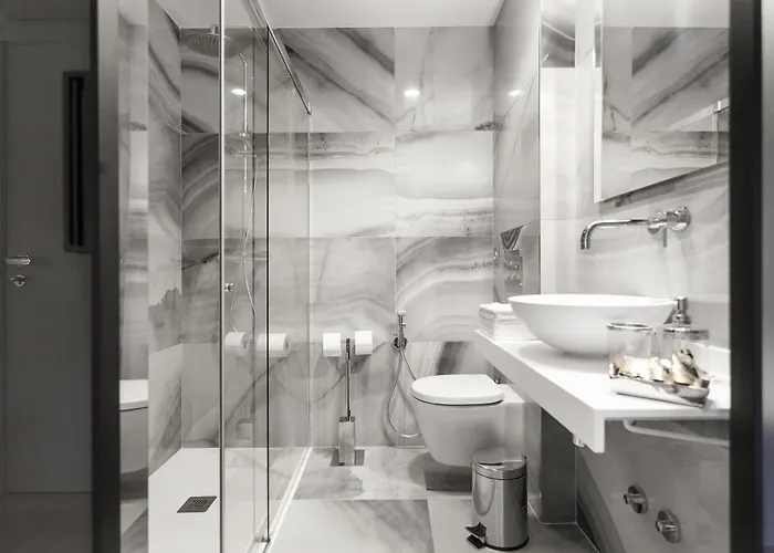 Birdie Boutique - Adults Only 4*